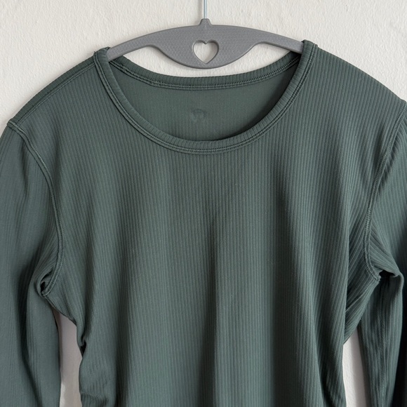 Lululemon All It Takes Back-Twist Longsleeve - Picture 3 of 6